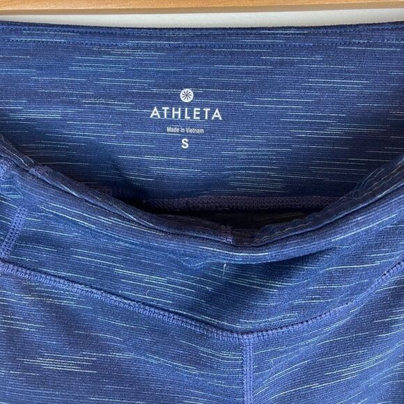 Athleta Striated Revelation Tights - Picture 8 of 8